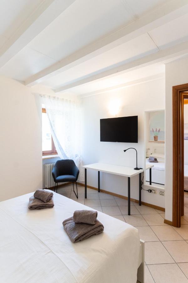 Garda Lake & Relax - Cottage On The Hill Caprino Veronese Buitenkant foto